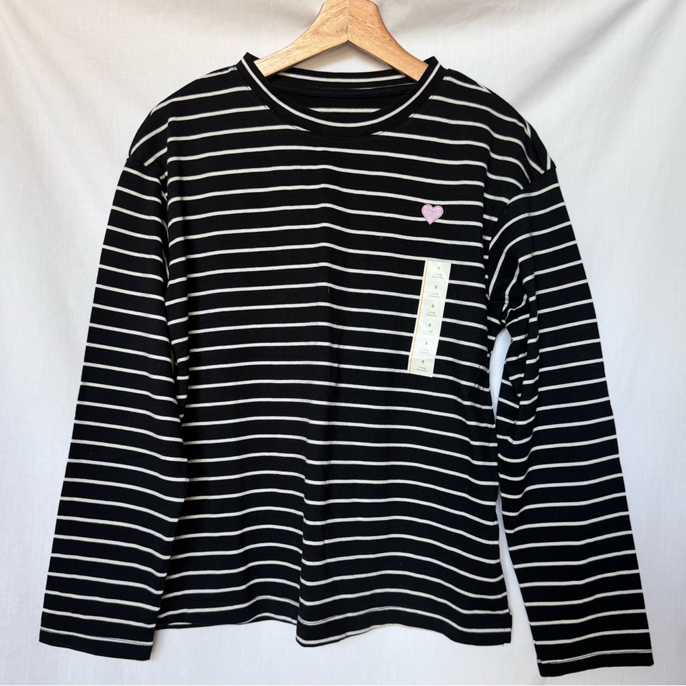 NWT a new day Black & White Striped Long Sleeves, Embroidered Heart, Size Small